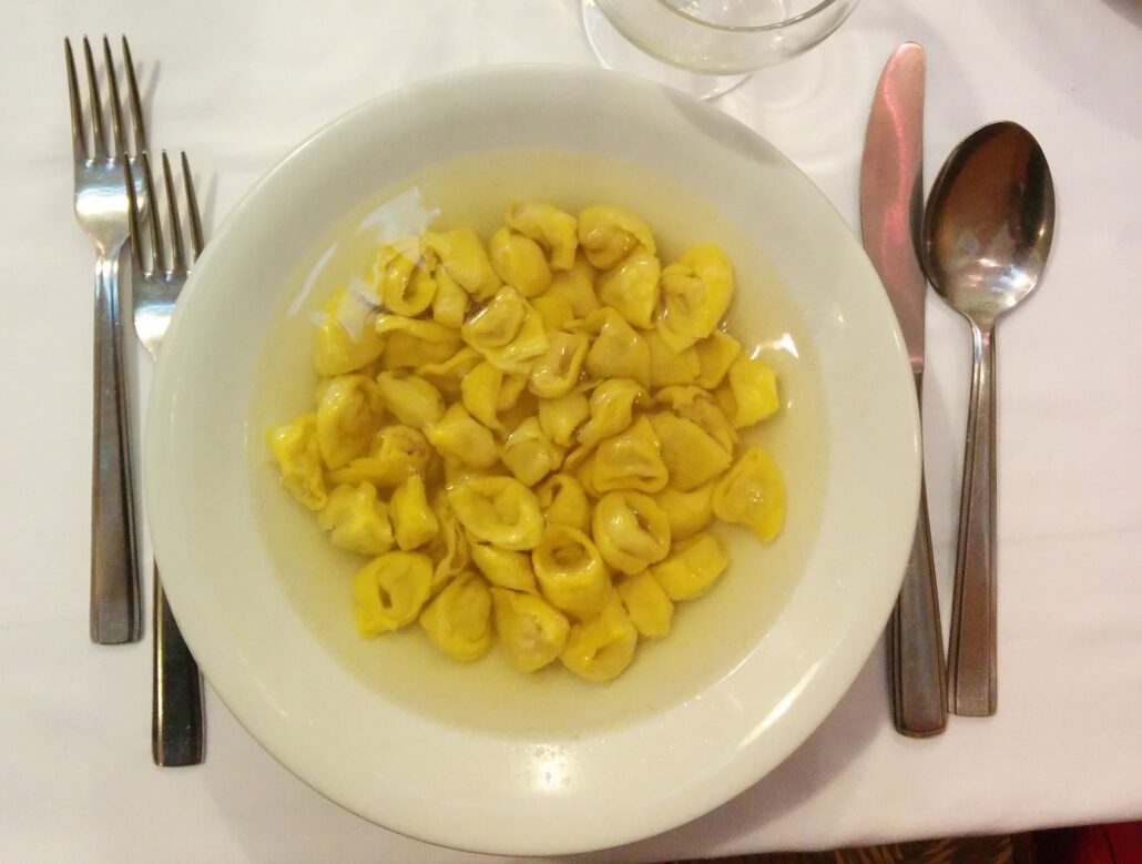 tortellini in brodo