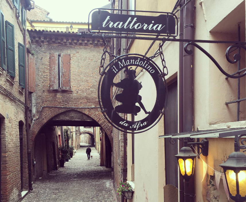 trattoria il mandolino logo