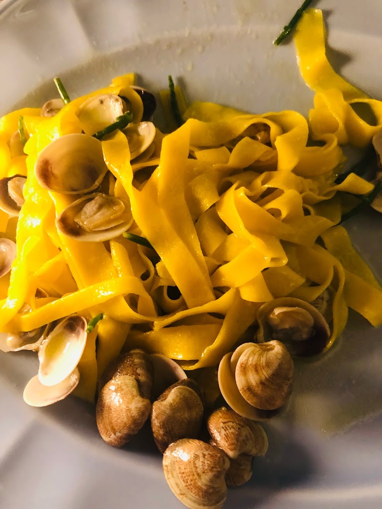 tagliolini vongole rimini amorimini