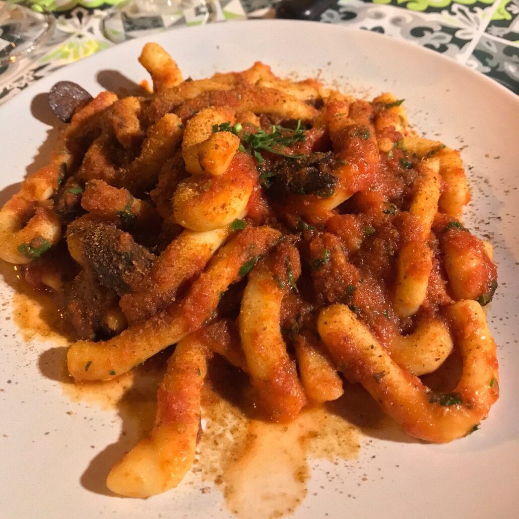 pentolaccia catania pasta alla catanese