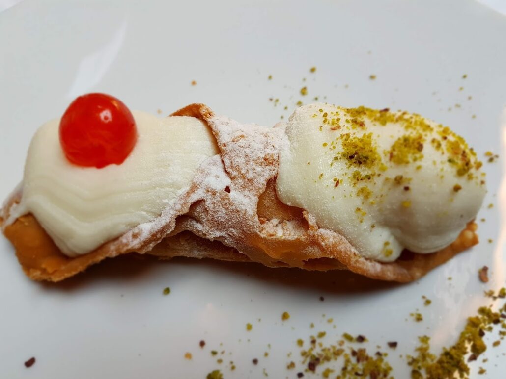 ballaro palermo cannoli