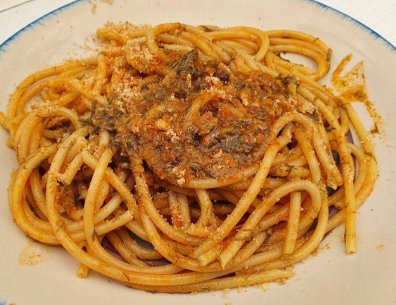 cambusone palermo bucatini con sarde