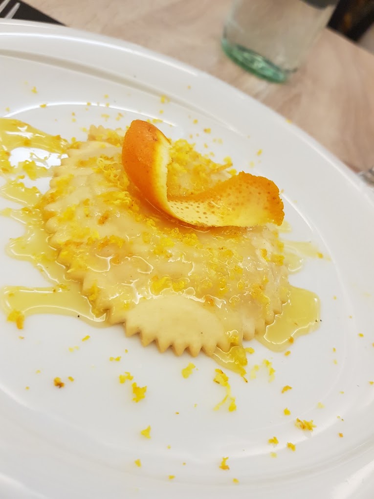 hotel flora cagliari seadas al miele