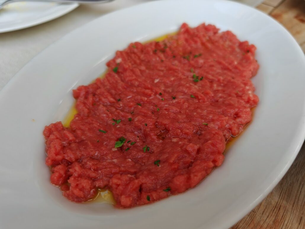 ristorante monferrato carne battuta a coltello torino