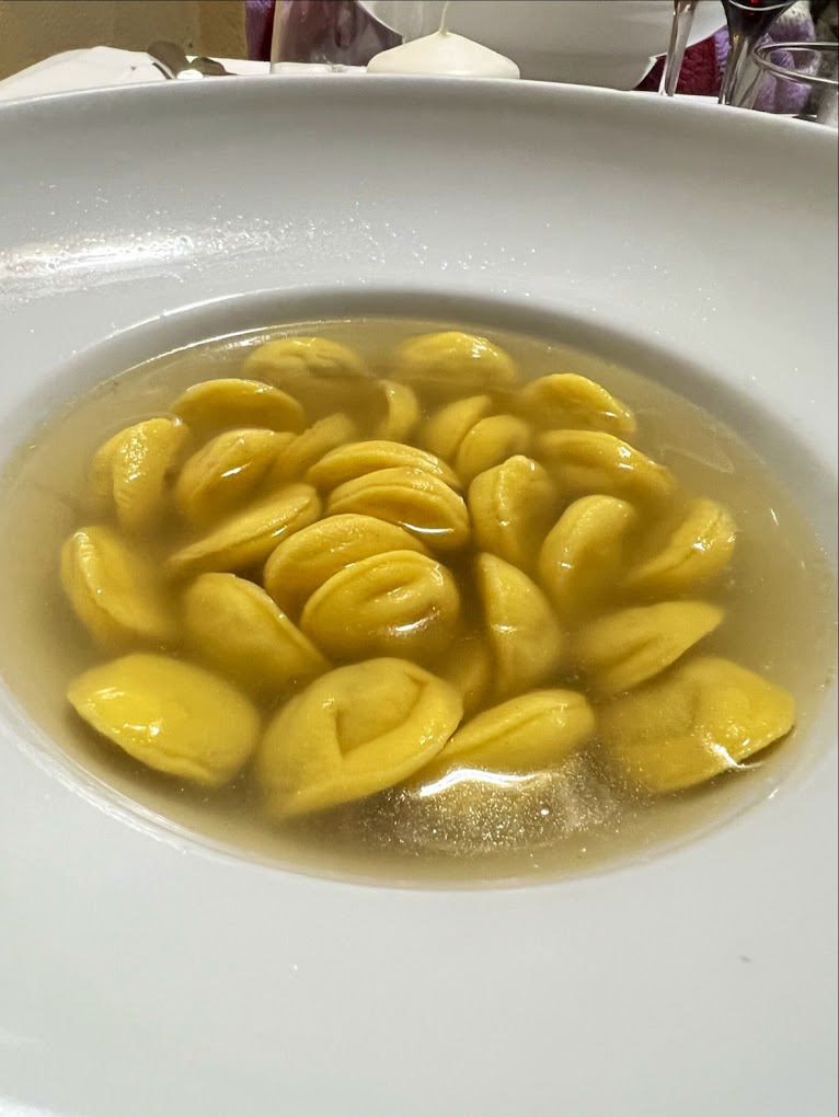 anolini in brodo trattoria sorelle picchi parma