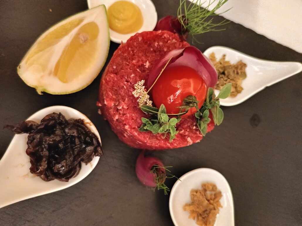 tartare di cavallo trattoria sorelle picchi parma