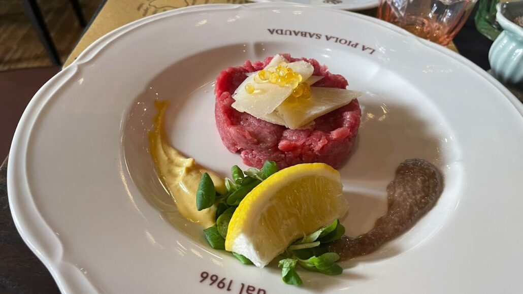 carne battuta piola sabauda torino