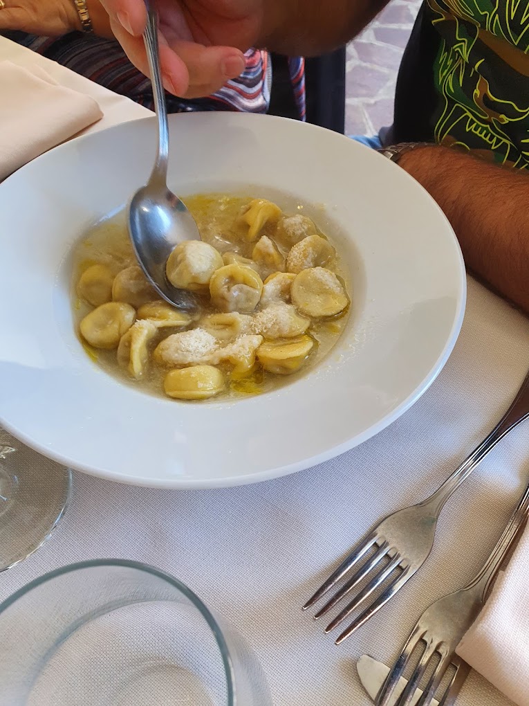 anolini in brodo trattoria scarica parma